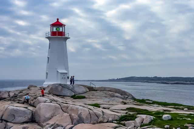 Peggys Point Lighthouse